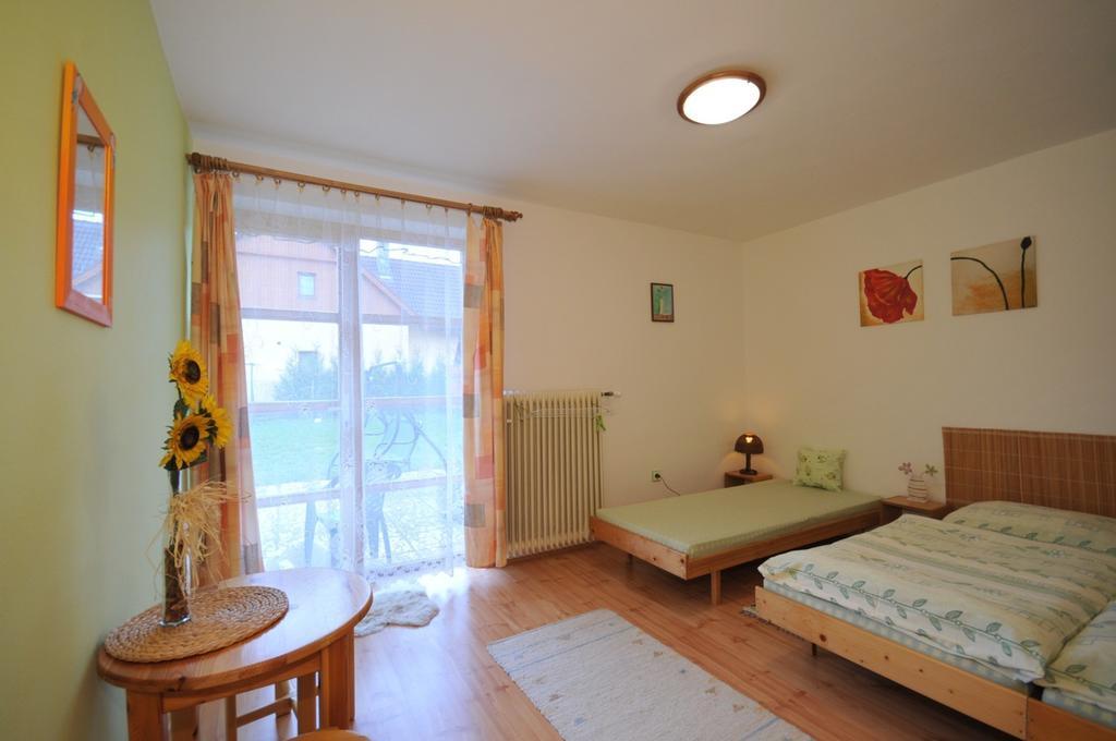 Katka A Martin Samostatny Apartman S Vlastnym Vchodom Liptovský Mikuláš Oda fotoğraf